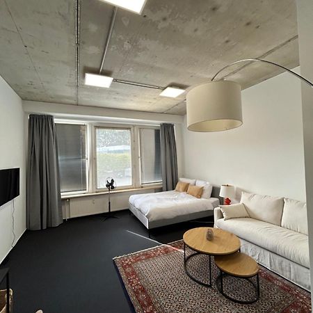 35 Qm Grosses Apartment Mit Eigenem Badezimmer In Den Elbvororten Гамбург Экстерьер фото